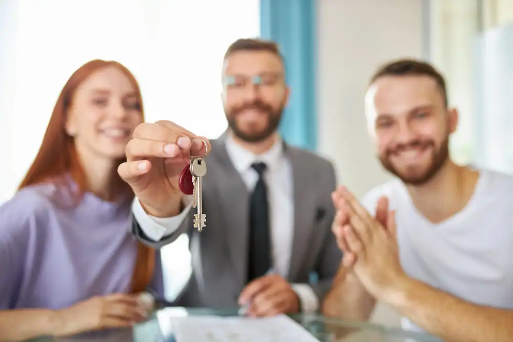 realtor giving key